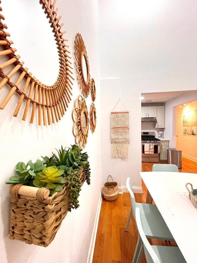 Modern Apartment With Parking & Quick Ride To Manhattan นิวยอร์ก ภายนอก รูปภาพ