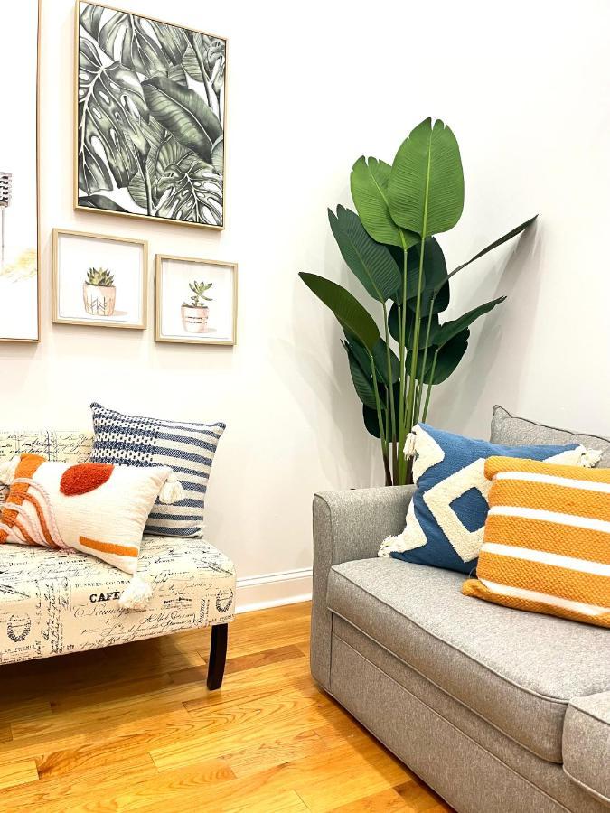 Modern Apartment With Parking & Quick Ride To Manhattan นิวยอร์ก ภายนอก รูปภาพ