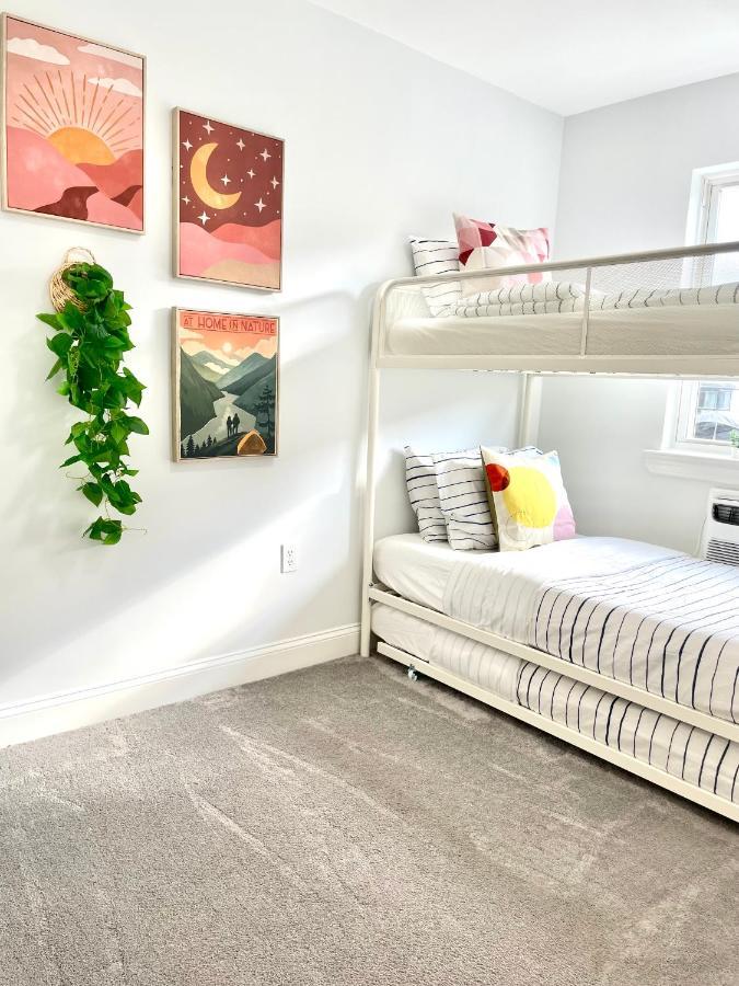 Modern Apartment With Parking & Quick Ride To Manhattan นิวยอร์ก ภายนอก รูปภาพ