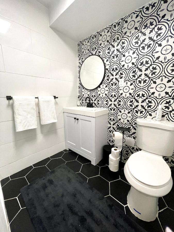 Modern Apartment With Parking & Quick Ride To Manhattan นิวยอร์ก ภายนอก รูปภาพ